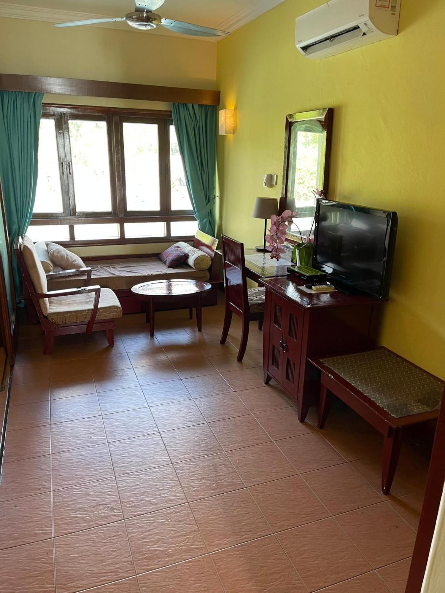 ลังกาวี ลากูน บีช รีสอร์ต Hotel ปันไตเจอนัง ภายนอก รูปภาพ