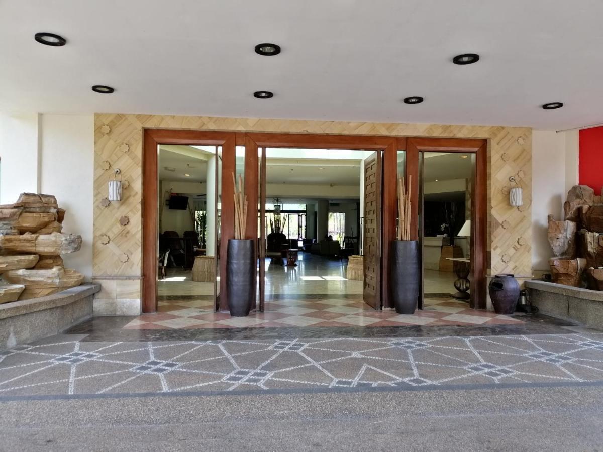 ลังกาวี ลากูน บีช รีสอร์ต Hotel ปันไตเจอนัง ภายนอก รูปภาพ